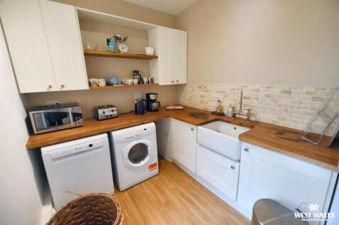 5 - 2025-10-26T202002.090.jpg