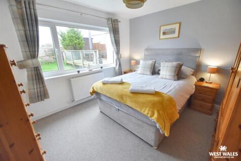 2 - 2025-11-10T122323.421.jpg