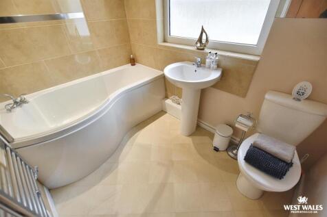 5 - 2025-11-10T122326.670.jpg