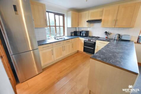 12 - 2025-11-16T203125.740.jpg