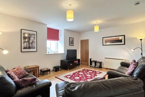 Living Room 3.jpg