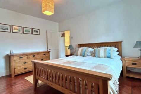 Bedroom 2.1.jpg