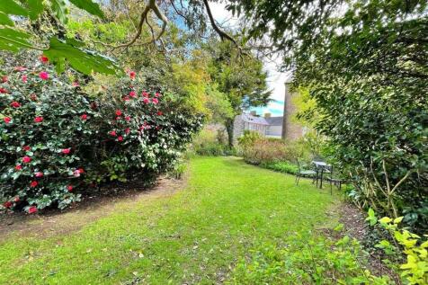 Garden 2.jpg
