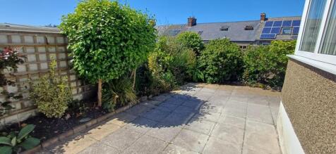 5 bryn rd another patio.jpg