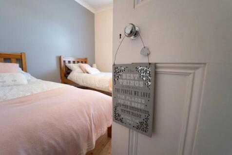 Rivermead - Bedroom 3 1.jpg