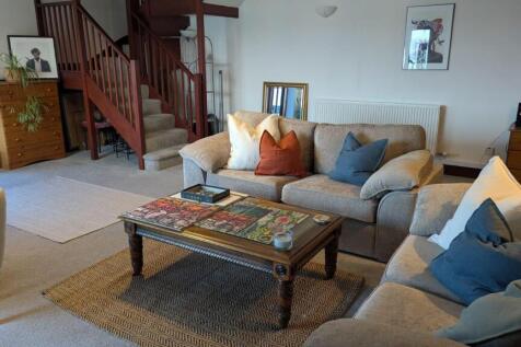 Living Room 7.jpeg