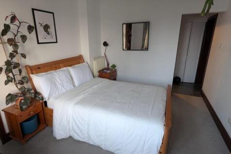 Bedroom 2.jpeg