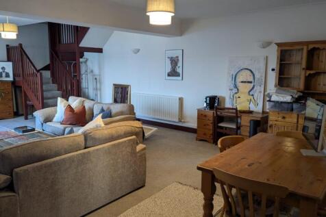 Living Room 9.jpeg