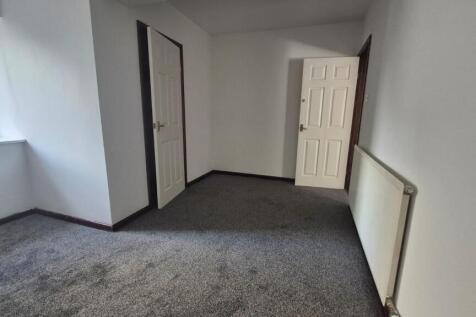 7ER Bedroom 1 2.jpeg