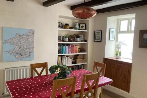 Dining room to replace.JPG