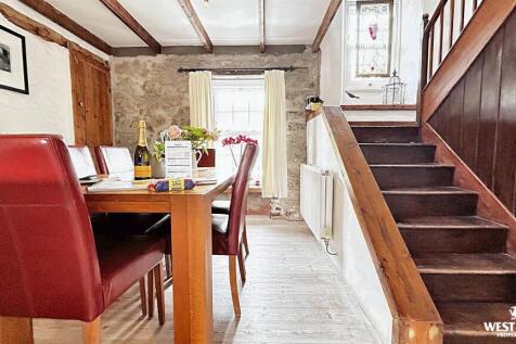 Dining Room 2.jpg