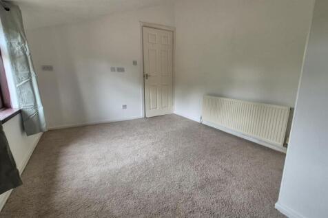 WH Bedroom 1 2.jpeg