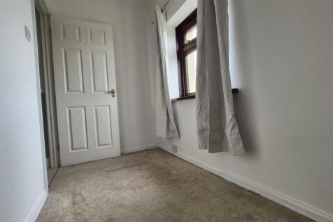 WH Bedroom 2 2.jpeg