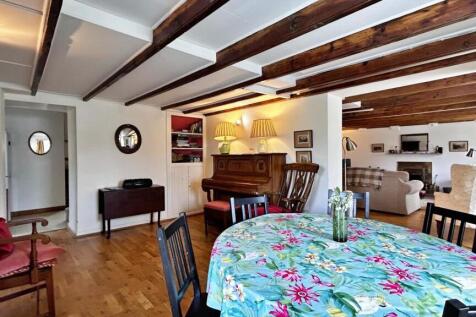 Dining Room.jpg