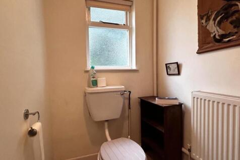 Cloakroom.jpg
