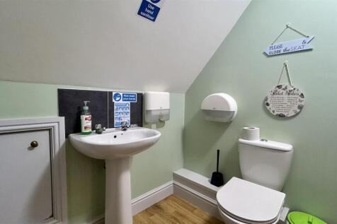 Bathroom#.jpg