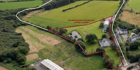 1.5 ACRES..jpg