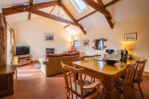 Rochgate_Farm_MeadowBarn_2048px_011.jpg