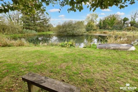 4 - 2025-10-10T181025.104.jpg