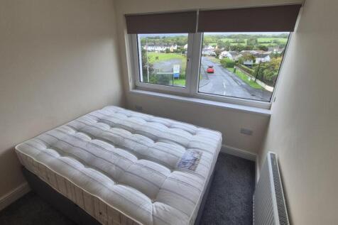 4BPH Bedroom 2 1.jpeg