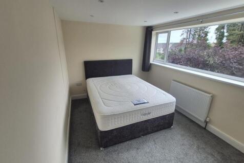 4BPH Bedroom 1 1.jpeg