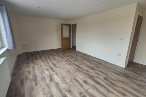 4BPH Living Room 1.jpeg