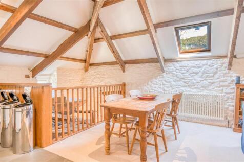 corn loft dining.jpg