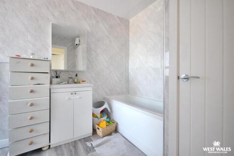 Bathroom - flat