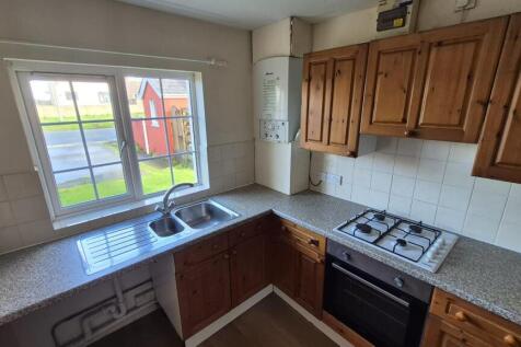85aCR Kitchen 1.jpeg