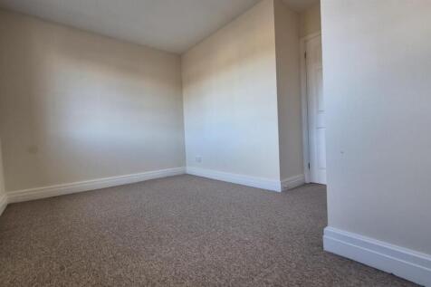 85aCR Bedroom 1 1.jpeg