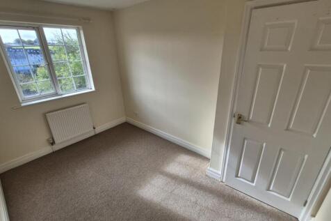 85aCR Bedroom 2 2.jpeg