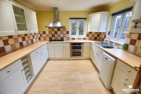 13 - 2025-11-13T210313.376.jpg