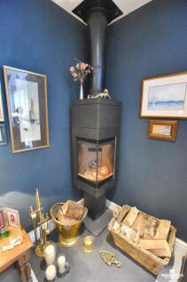 9 - 2025-11-13T205507.912.jpg