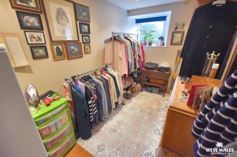 11 - 2025-11-13T205517.834.jpg