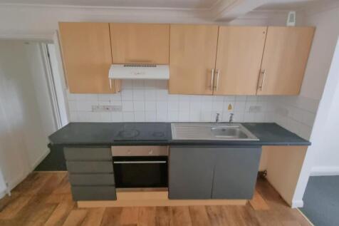 F1-3CL Kitchen 3.jpeg