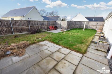 13 - 2025-11-13T210519.953.jpg