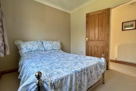 Bedroom 3.jpg