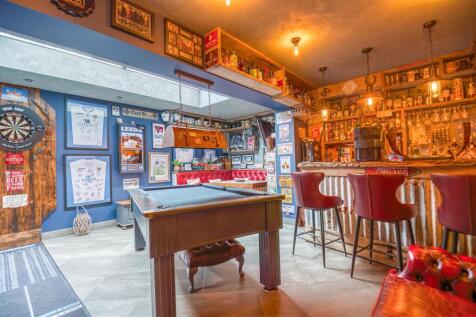 _DSC0292_HDR-DeNoiseAI-low-light.jpg