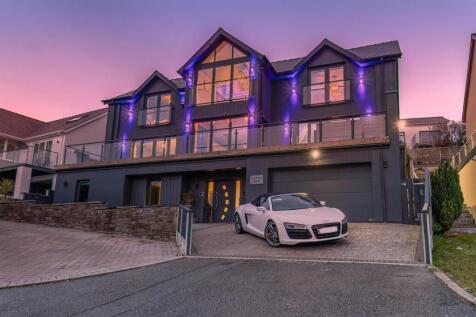 JETH _DSC0412_HDR-DeNoiseAI-low-light.jpg