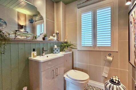 Cloak Room.jpg