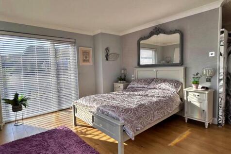 Master Suite 1.2.jpg