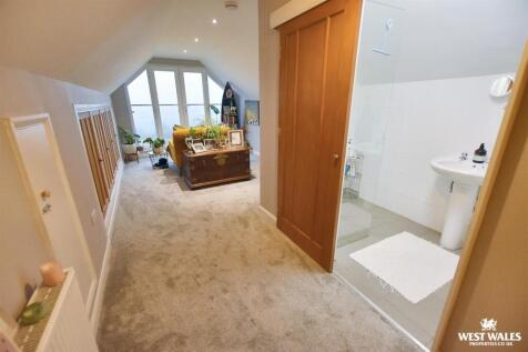 3 - 2025-11-10T125645.044.jpg