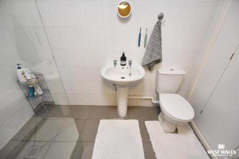 2 - 2025-11-10T125643.938.jpg