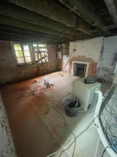 Basement (2).jpg