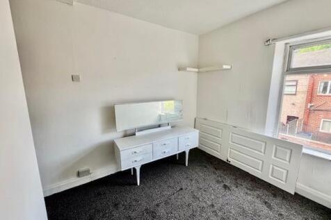 BEDROOM 2 TYD.jpg