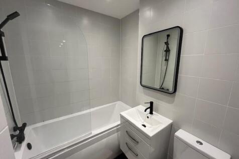 bathroom 44.jpg