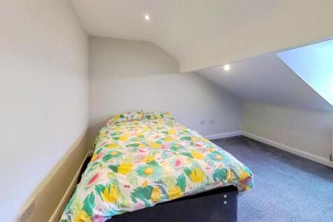 516-Tong-Moor-Rd-Bedroom 2.jpg