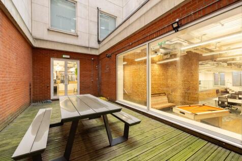 LG42NewBroadSt19.jpg