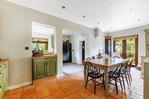 5 Dallas Road-6.jpg