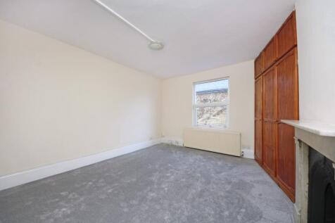 GV- F2 - 17 Rosemont Rd (1).jpg